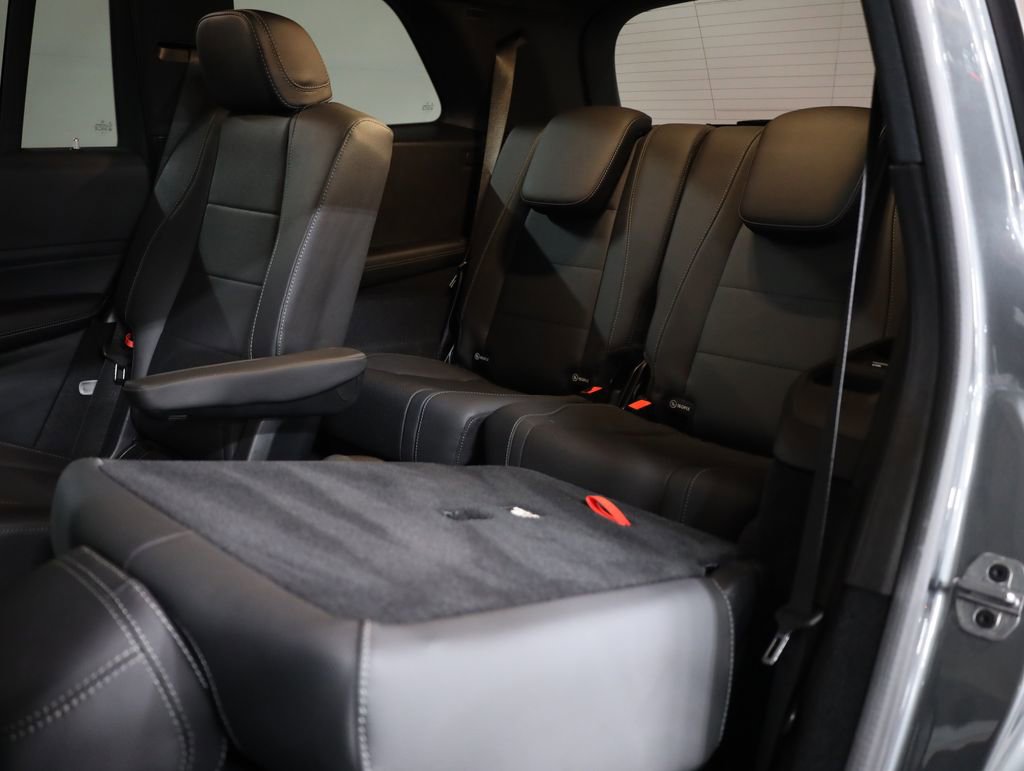 Used 2025 Mercedes-Benz GLS 450 4MATIC image 41
