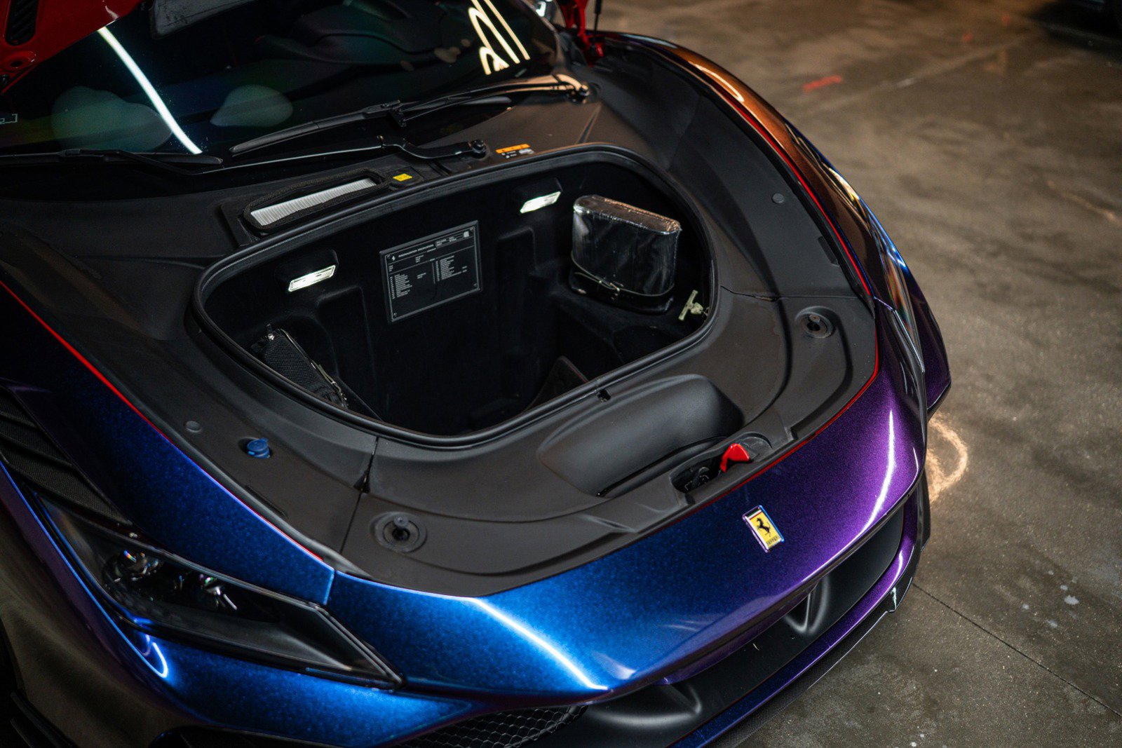 Used 2021 Ferrari F8 Tributo image 24