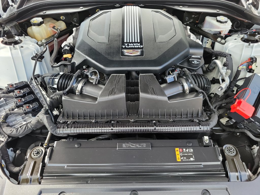 Used 2020 Cadillac CT5 V w/ Premium Package RWD image 40