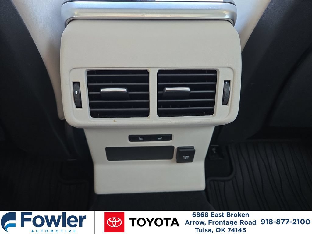 Used 2021 Land Rover Range Rover Velar R-Dynamic HSE AWD/4WD image 11