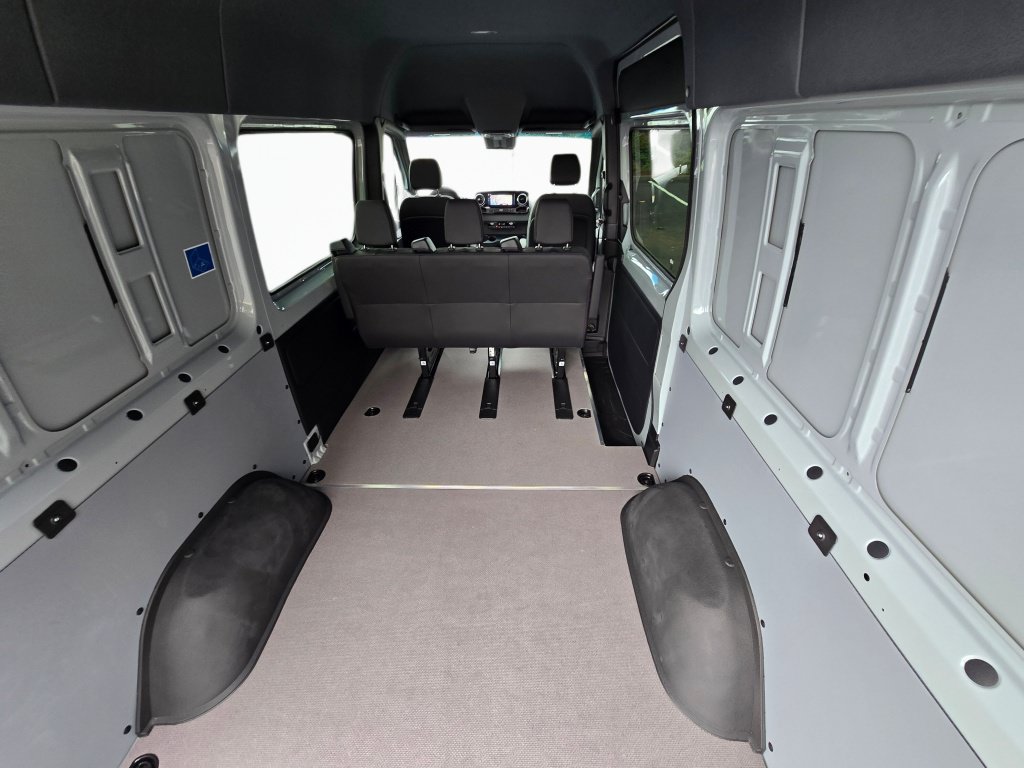 New 2026 Mercedes-Benz Sprinter 2500 image 20