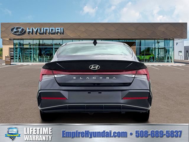 New 2026 Hyundai Elantra SEL Sport Premium FWD image 6