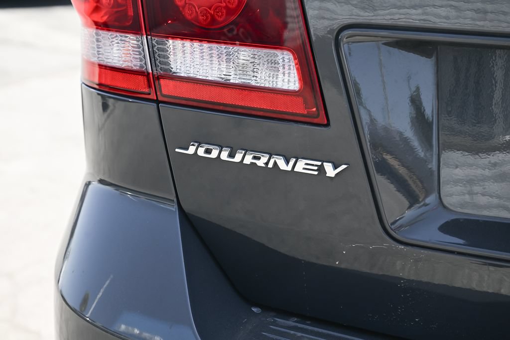 Used 2018 Dodge Journey Crossroad FWD image 13