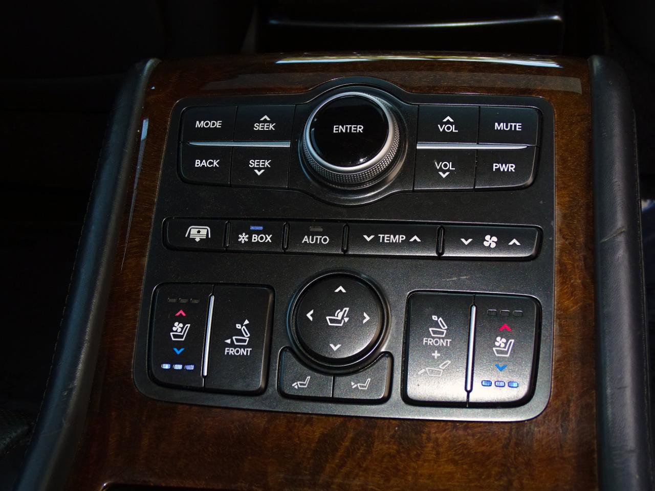 Used 2011 Hyundai Equus Ultimate image 20