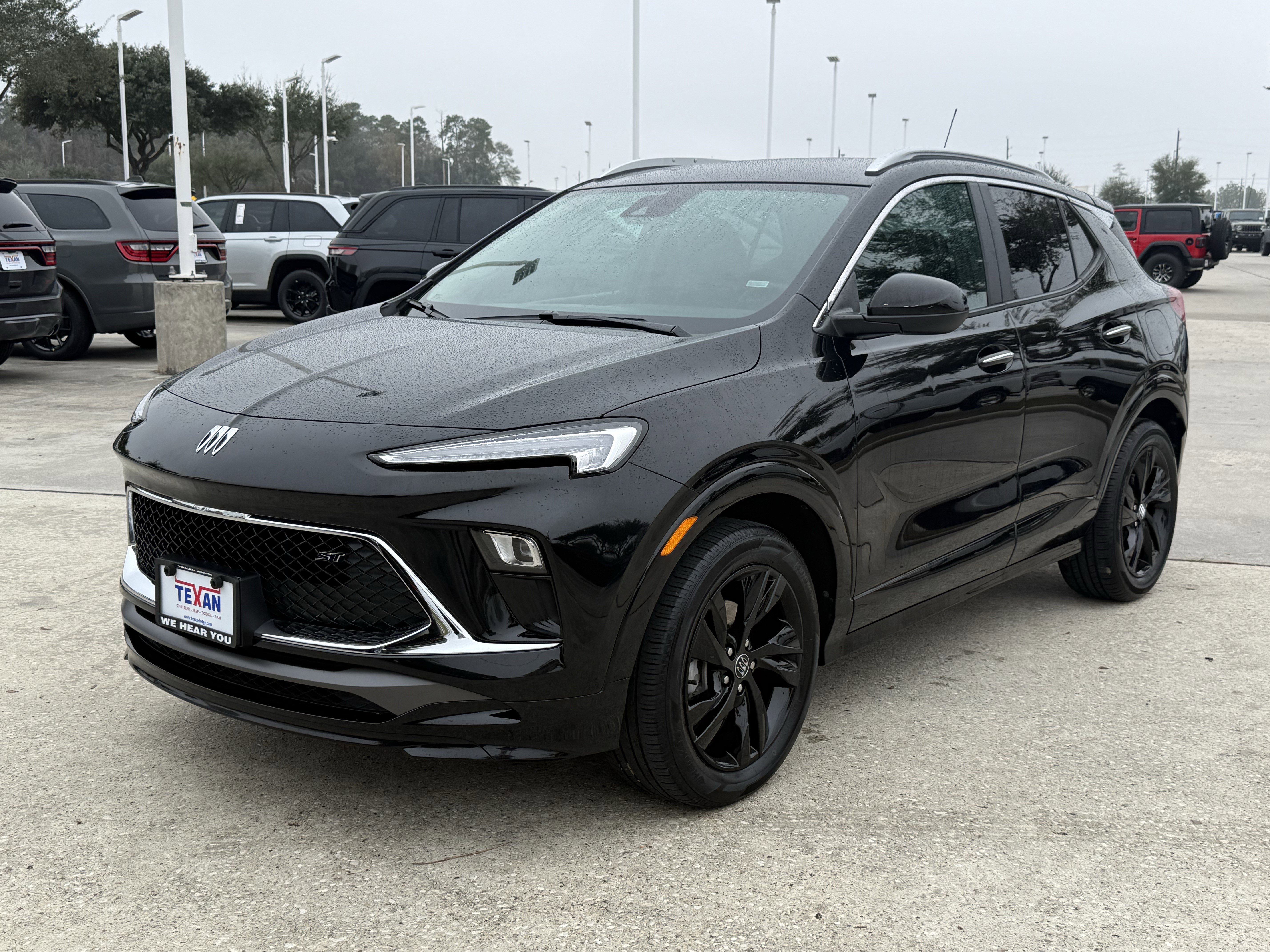 Used 2024 Buick Encore GX Sport Touring image 10