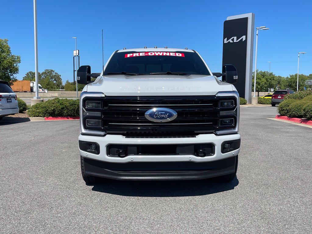 Used 2026 Ford F250 Platinum AWD/4WD image 2