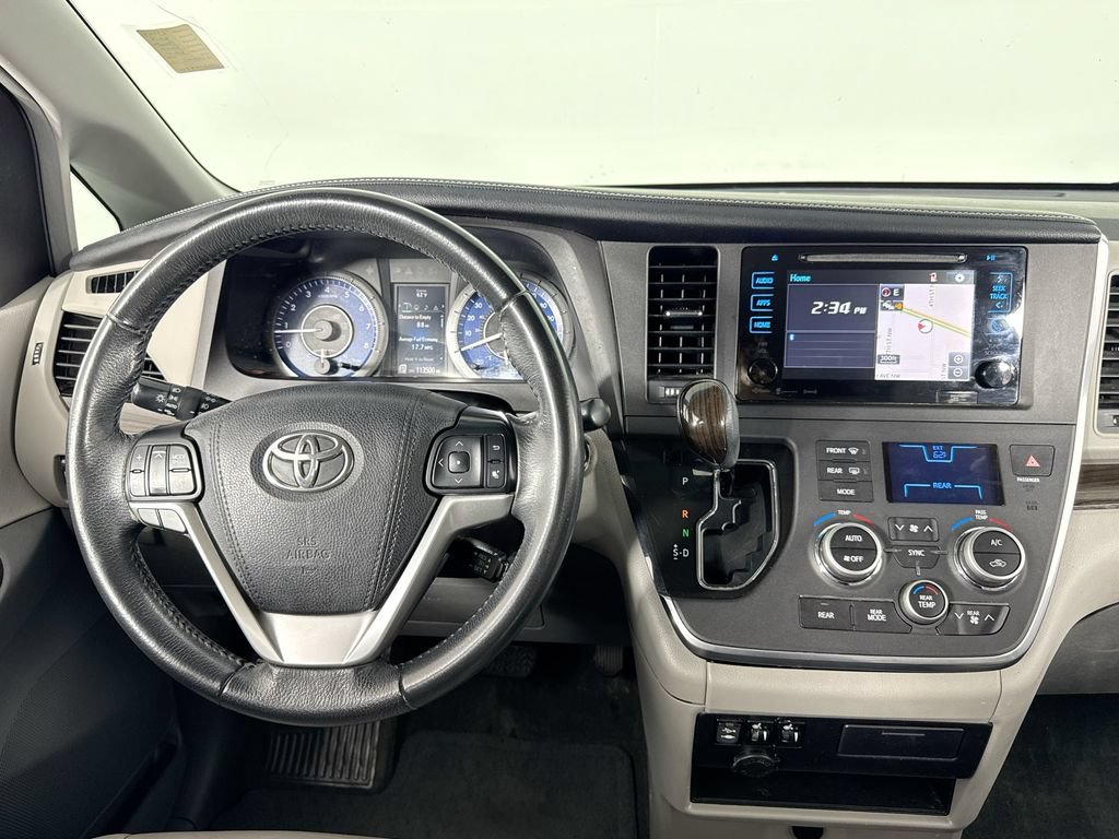 Used 2016 Toyota Sienna XLE w/ XLE Navigation Package AWD/4WD image 9
