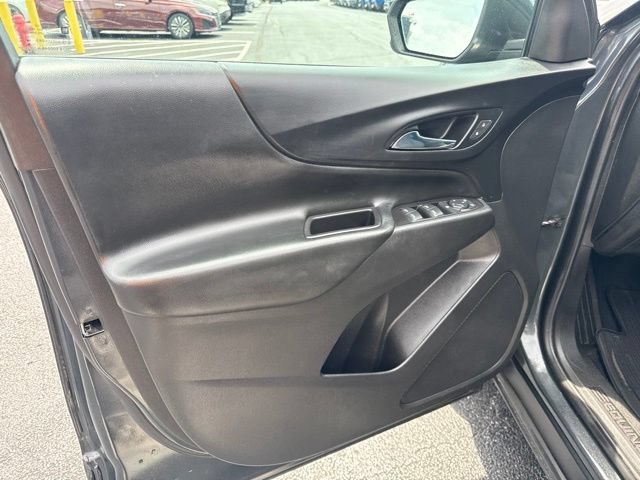 Used 2020 Chevrolet Equinox LT AWD/4WD image 12