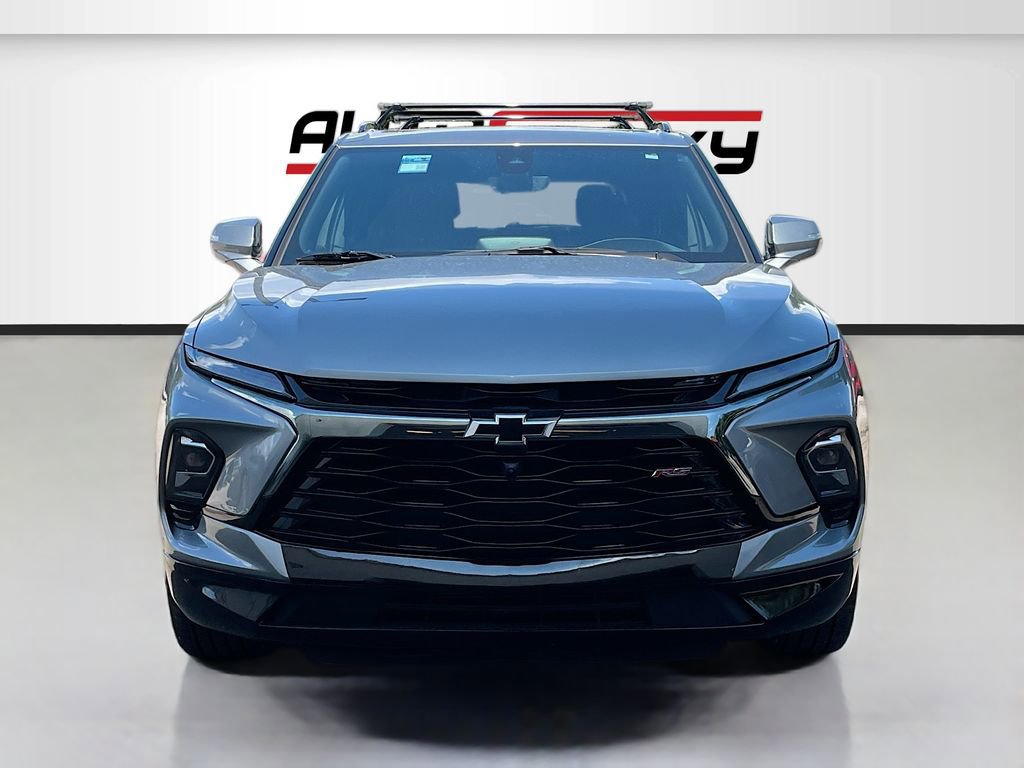 Used 2023 Chevrolet Blazer RS w/ Driver Confidence II Package AWD/4WD image 2