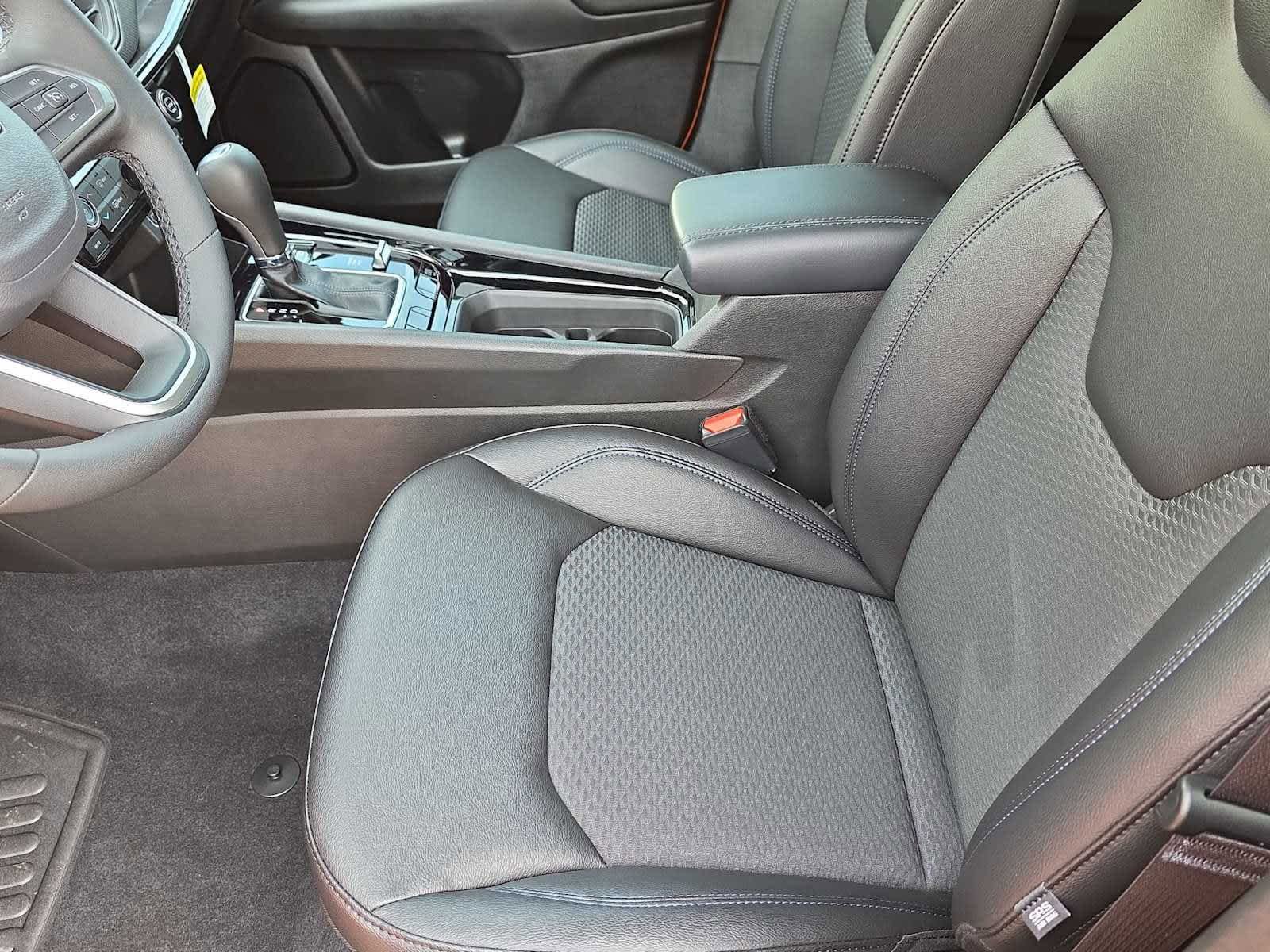 New 2026 Jeep Compass Latitude AWD/4WD image 22