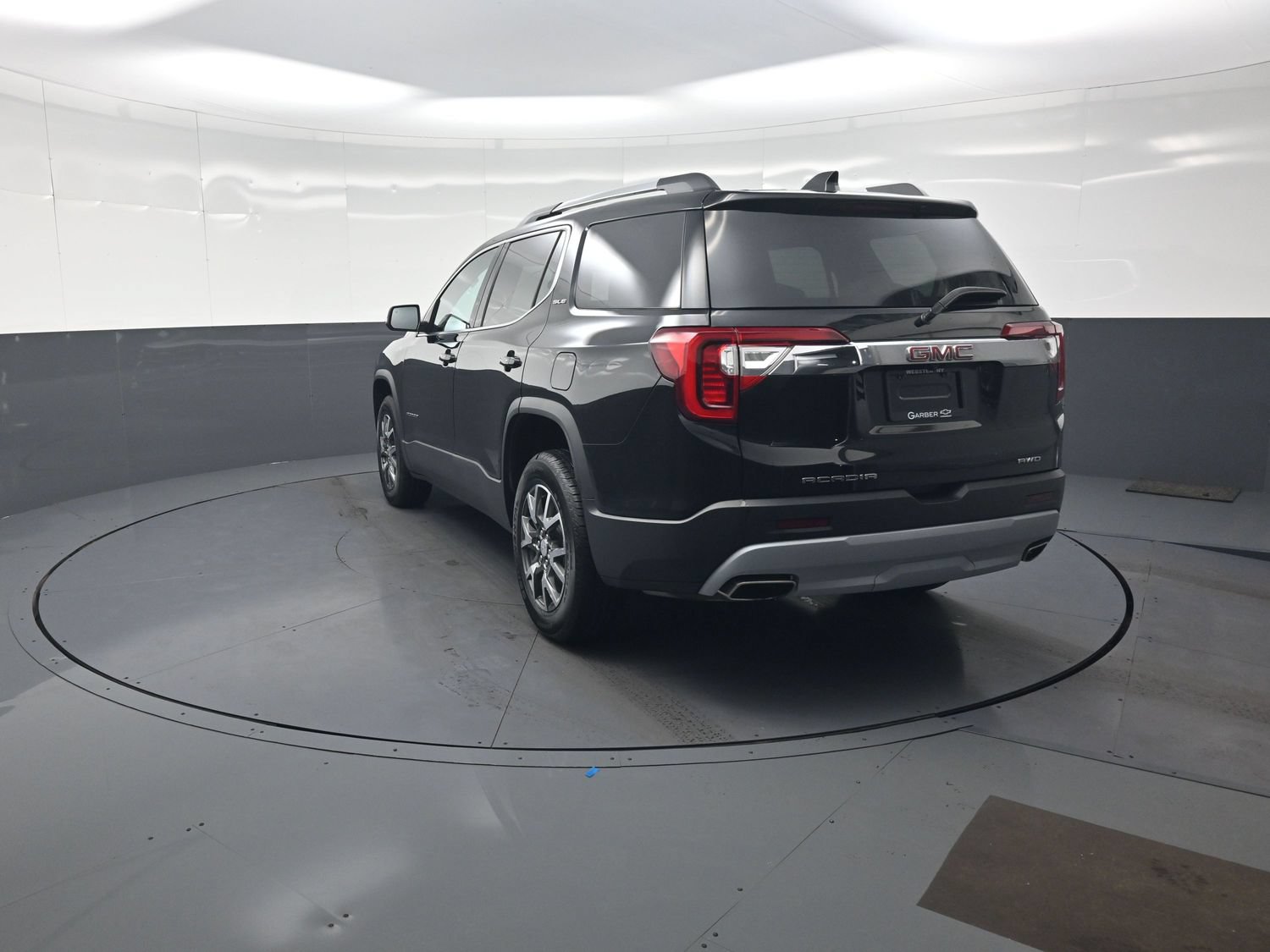 Used 2023 GMC Acadia SLE w/ Driver Convenience Package AWD/4WD image 5