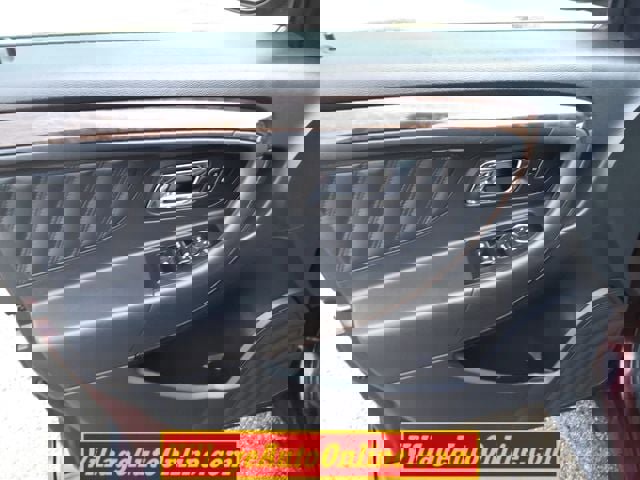 Used 2019 Ford Taurus Limited image 20