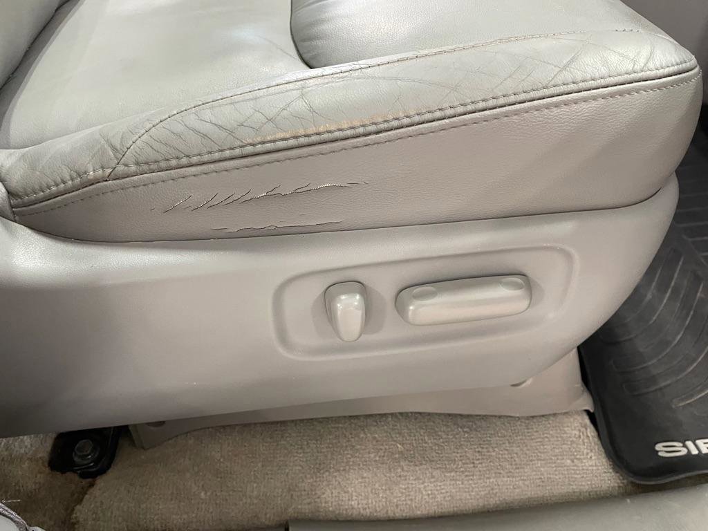 Used 2008 Toyota Sienna XLE image 24
