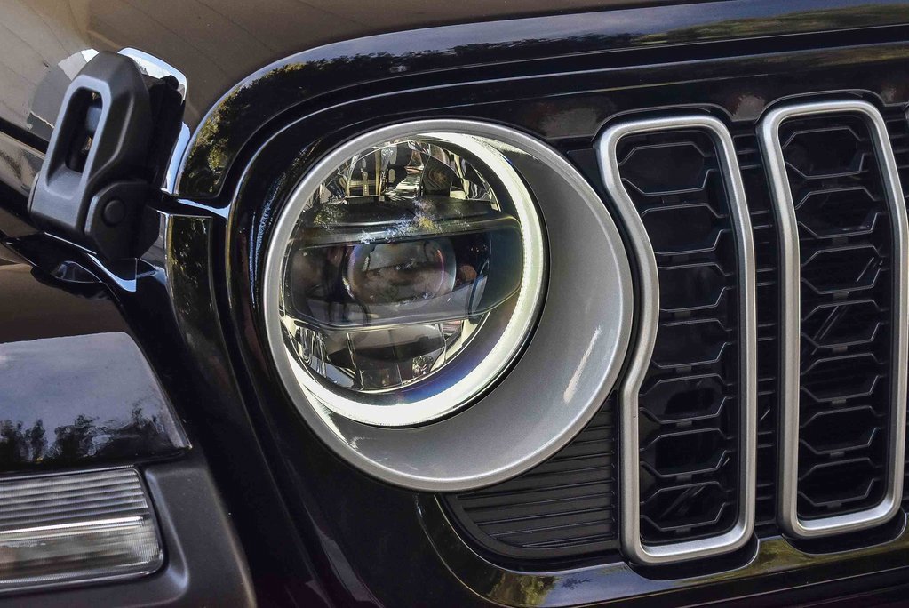 New 2026 Jeep Wrangler Sahara image 8