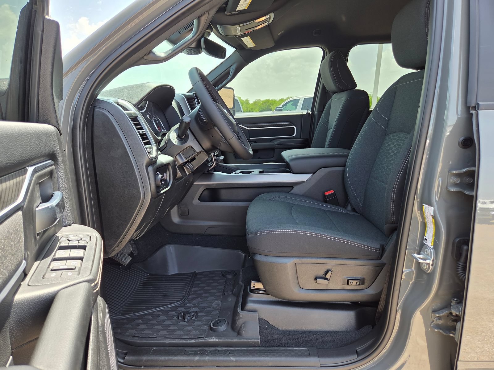 New 2026 RAM 3500 Lone Star AWD/4WD image 14