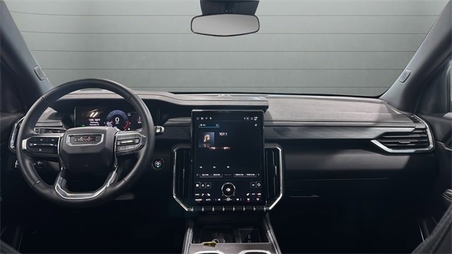 Used 2025 GMC Acadia Elevation image 9