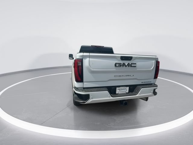 New 2026 GMC Sierra 3500 Denali Ultimate AWD/4WD image 7