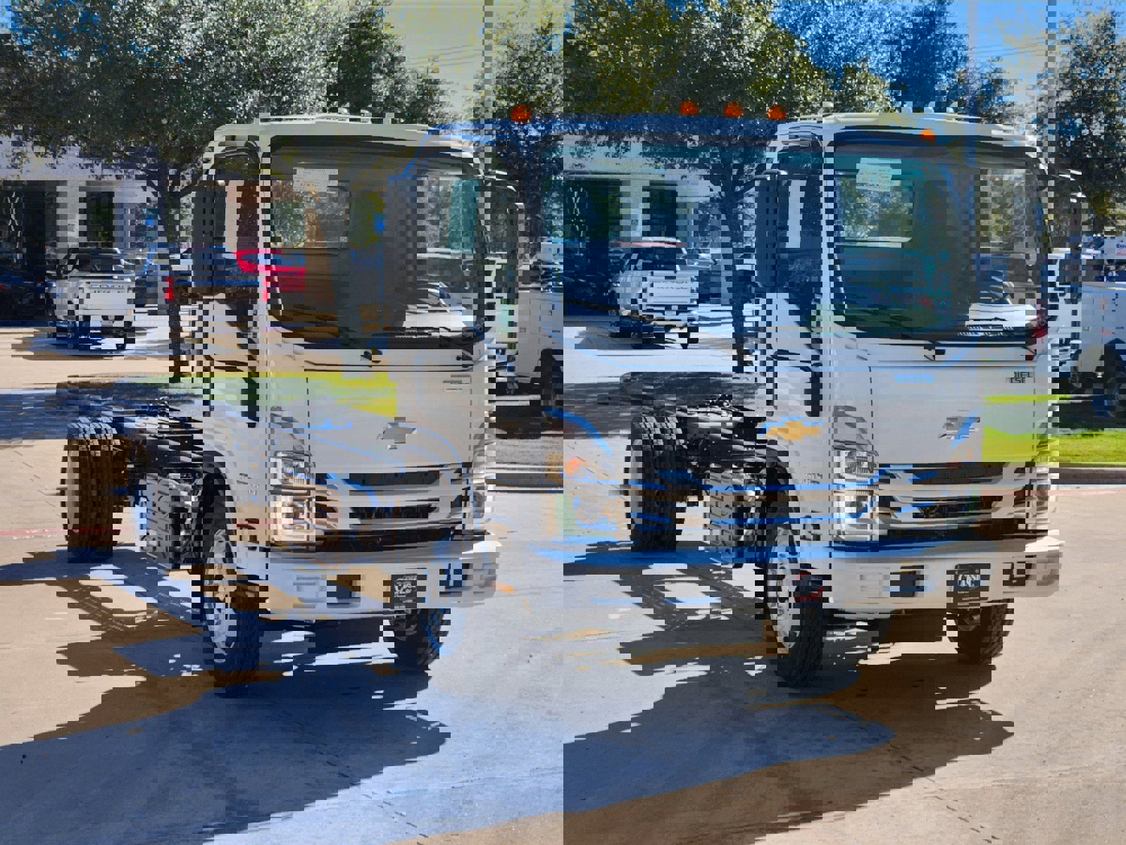 New 2024 Chevrolet Low Cab Forward 5500XD video 2