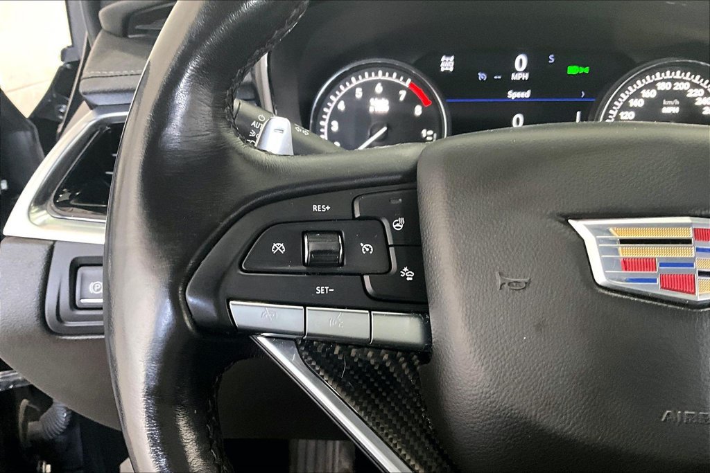 Used 2022 Cadillac XT6 Sport w/ Technology Package AWD/4WD image 11