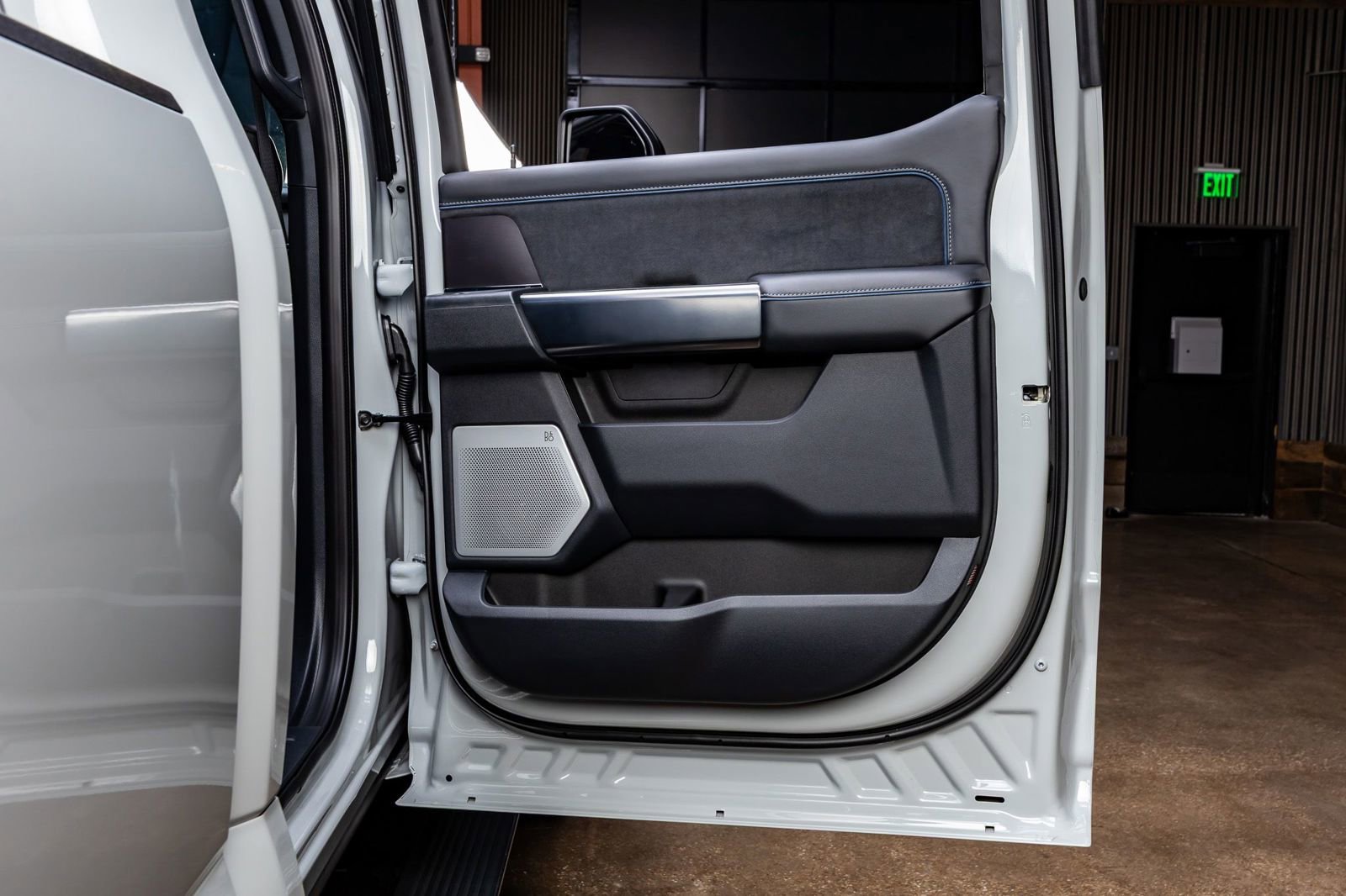 Used 2026 Ford F250 Platinum image 39