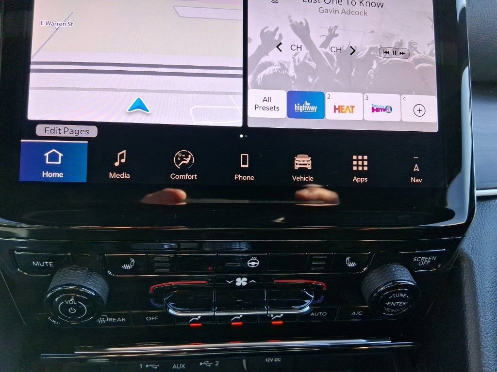 New 2025 Jeep Grand Cherokee L Limited w/ Trailer Tow Package image 34