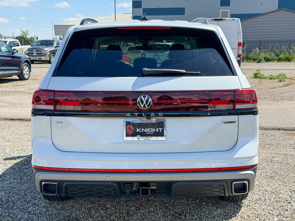 New 2026 Volkswagen Atlas Peak Edition AWD/4WD image 10