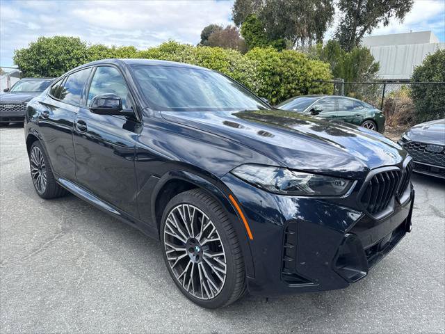 Used 2025 BMW X6 xDrive40i AWD/4WD image 2