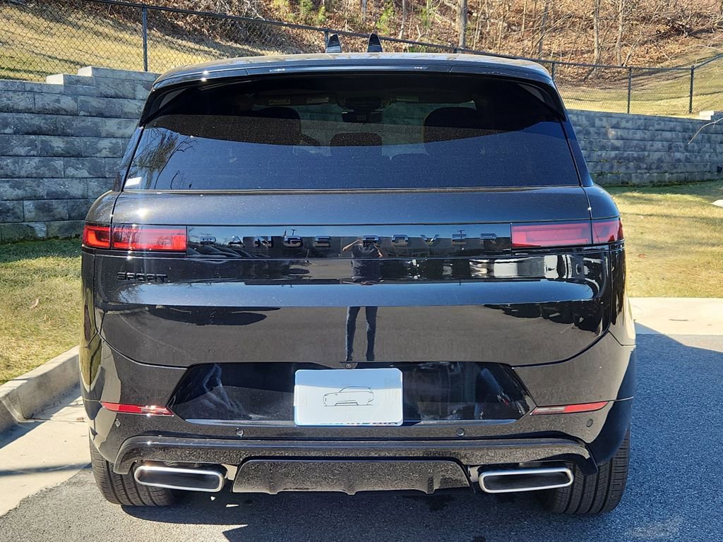 New 2026 Land Rover Range Rover Sport Dynamic SE AWD/4WD image 7