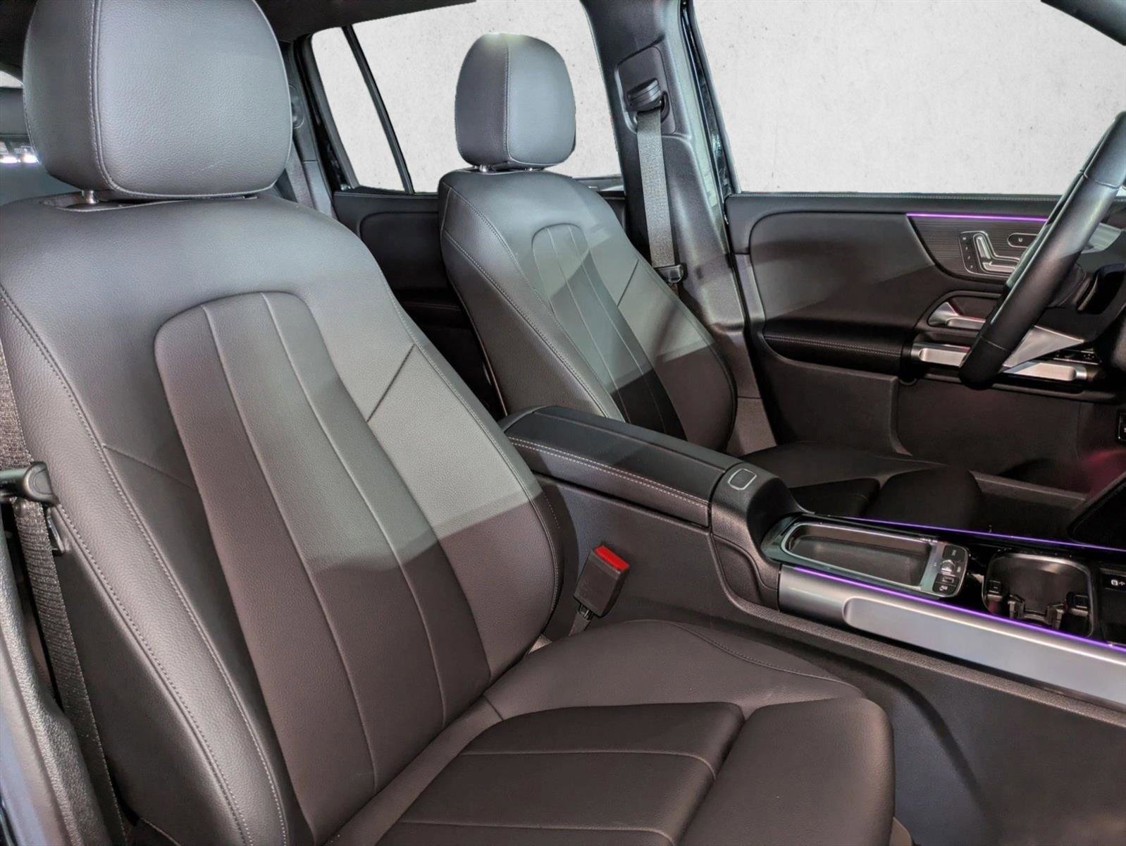 Certified 2025 Mercedes-Benz GLB 250 4MATIC image 20