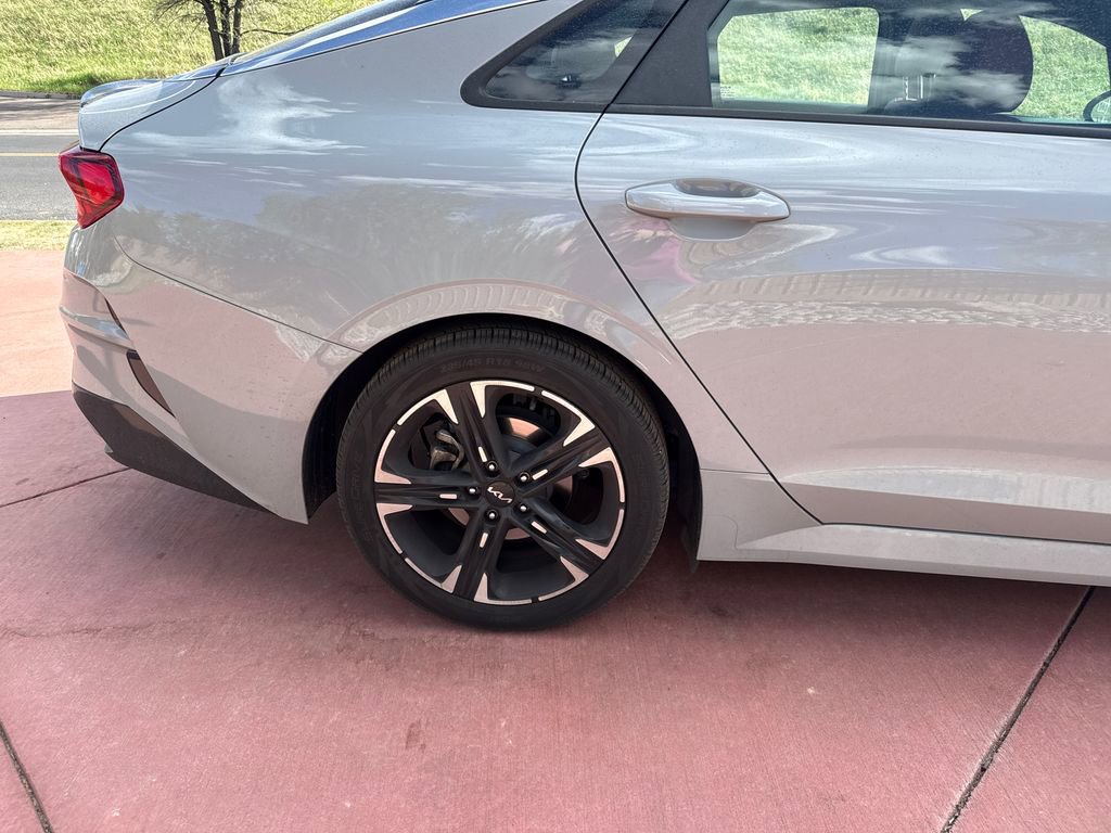 Used 2023 Kia K5 GT-Line w/ GT-Line Premium Package image 28