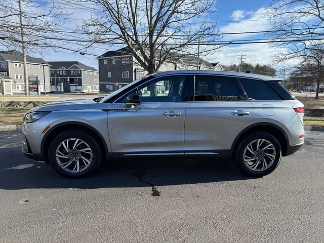 Used 2023 Lincoln Corsair AWD w/ Equipment Group 101A image 5