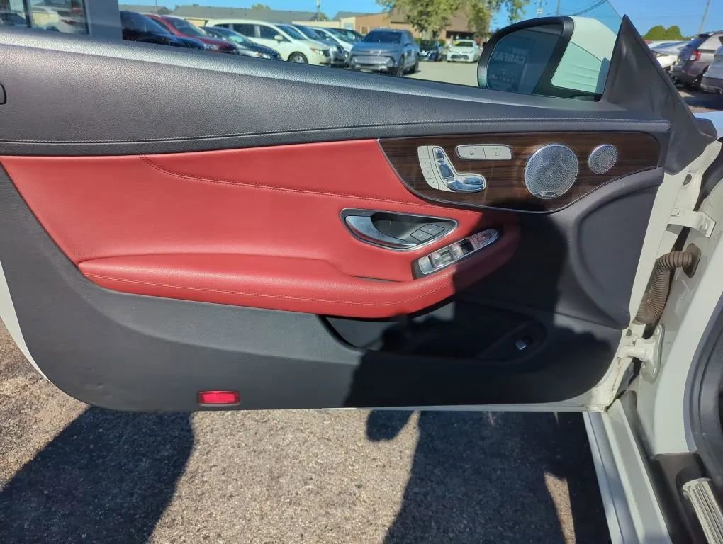 Used 2017 Mercedes-Benz C 300 4MATIC Cabriolet image 2