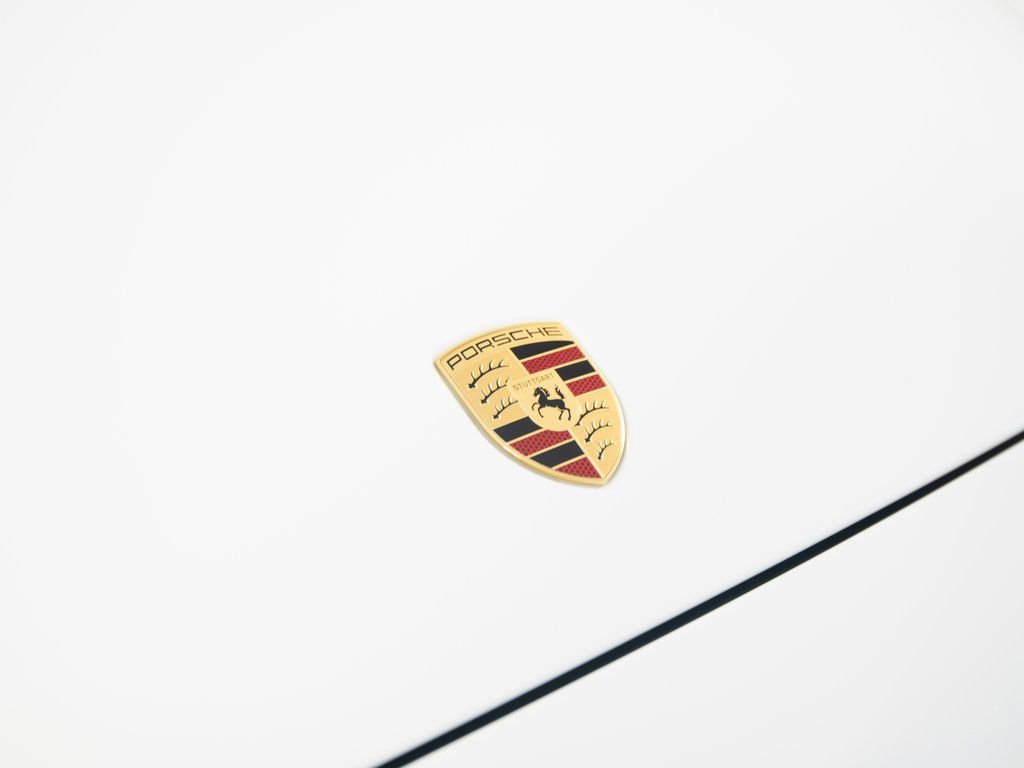 Certified 2025 Porsche Panamera 4 image 37