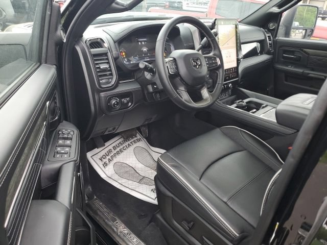 Used 2025 RAM 2500 Limited AWD/4WD image 15
