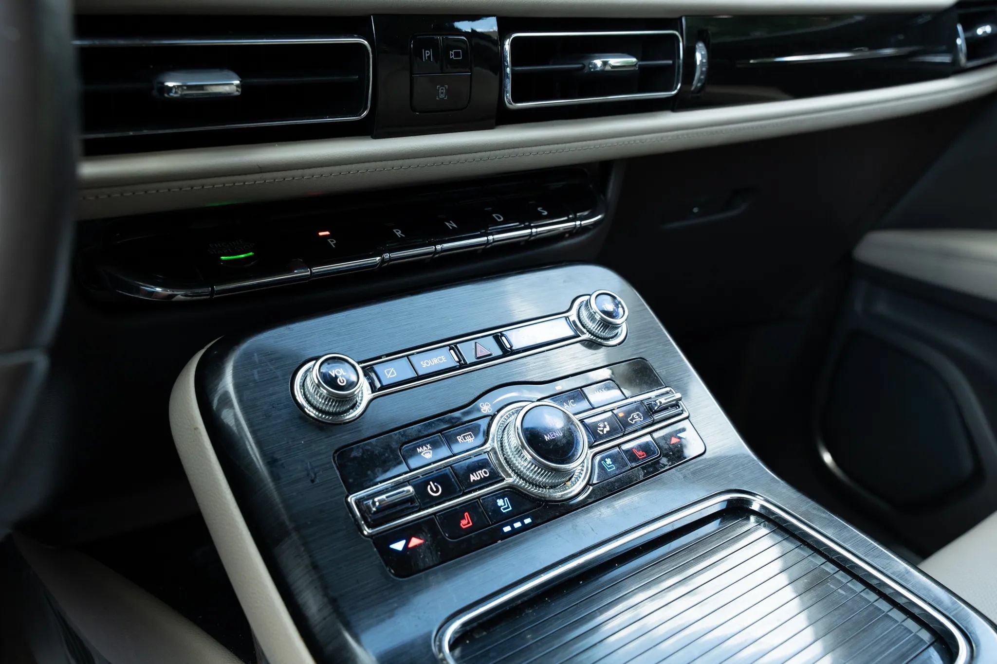 Used 2021 Lincoln Nautilus Reserve FWD image 27