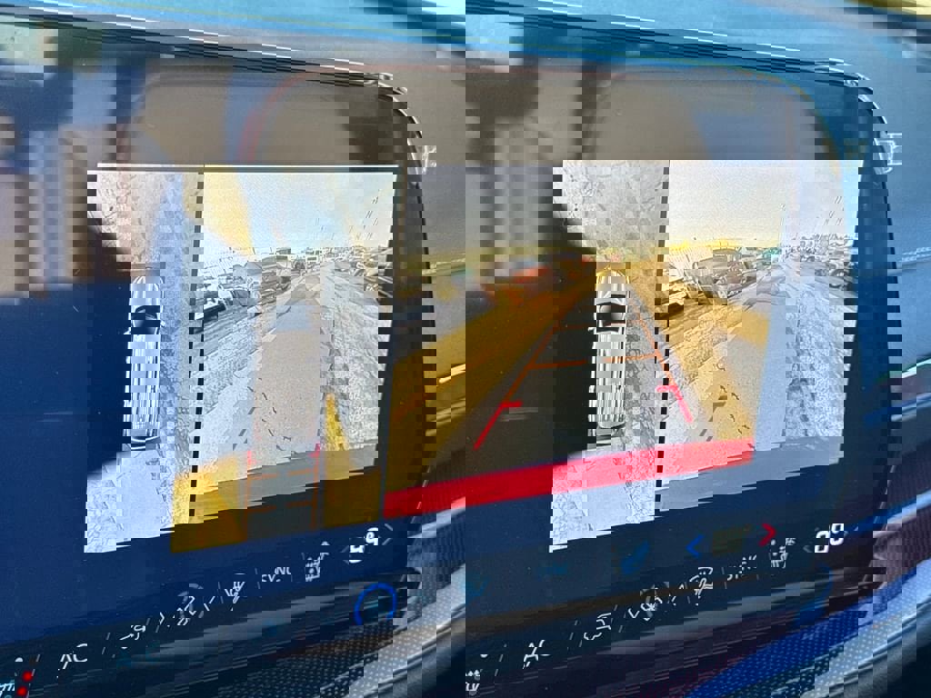 New 2026 Chevrolet Traverse Z71 w/ Driver Confidence Package image 19