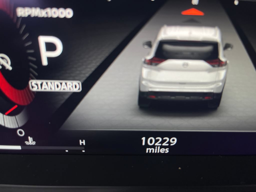 Certified 2025 Nissan Rogue SL w/ SL Premium Package FWD image 21