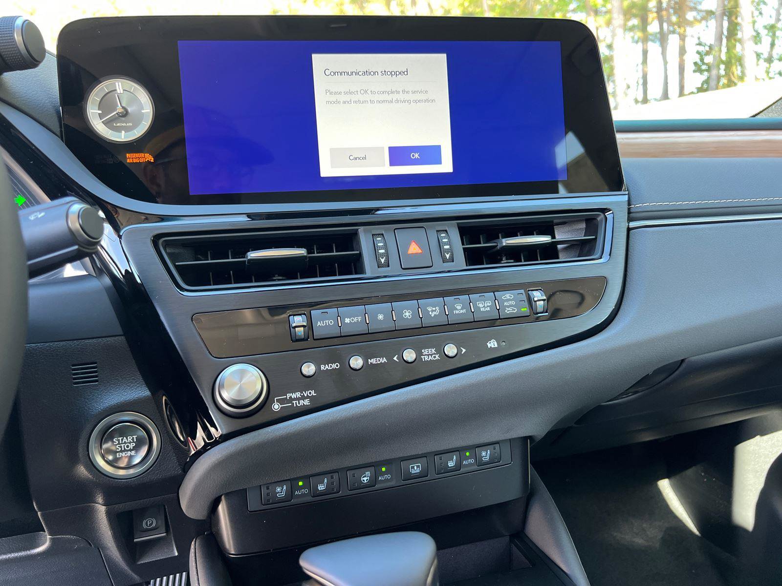 New 2025 Lexus ES 350 w/ Premium Package image 22