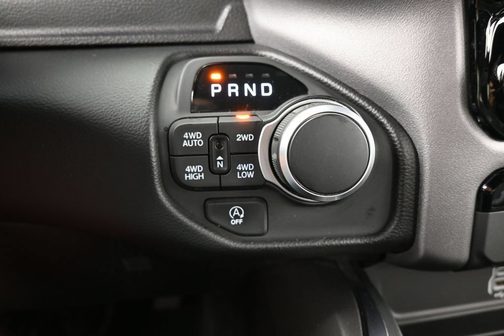Used 2025 RAM 1500 Big Horn AWD/4WD image 30