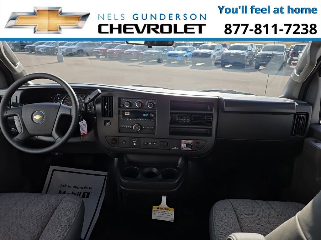 New 2025 Chevrolet Express 3500 LT w/ LT Preferred Equipment Group RWD image 15