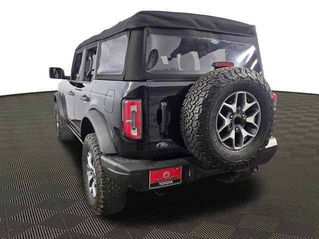 Used 2021 Ford Bronco Badlands image 6