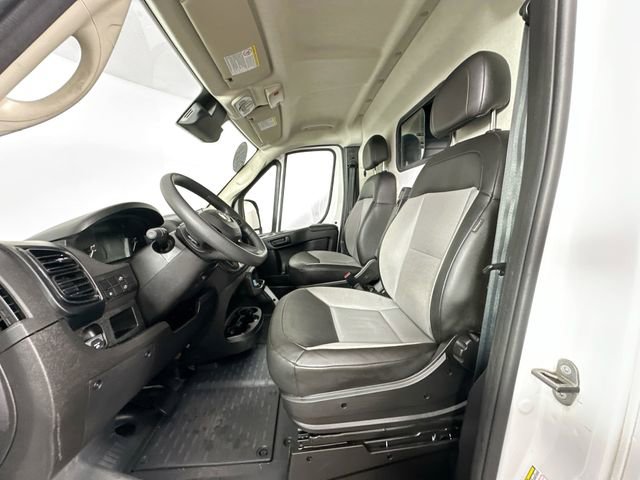 Used 2024 RAM ProMaster 2500 w/ Convenience Group FWD image 9
