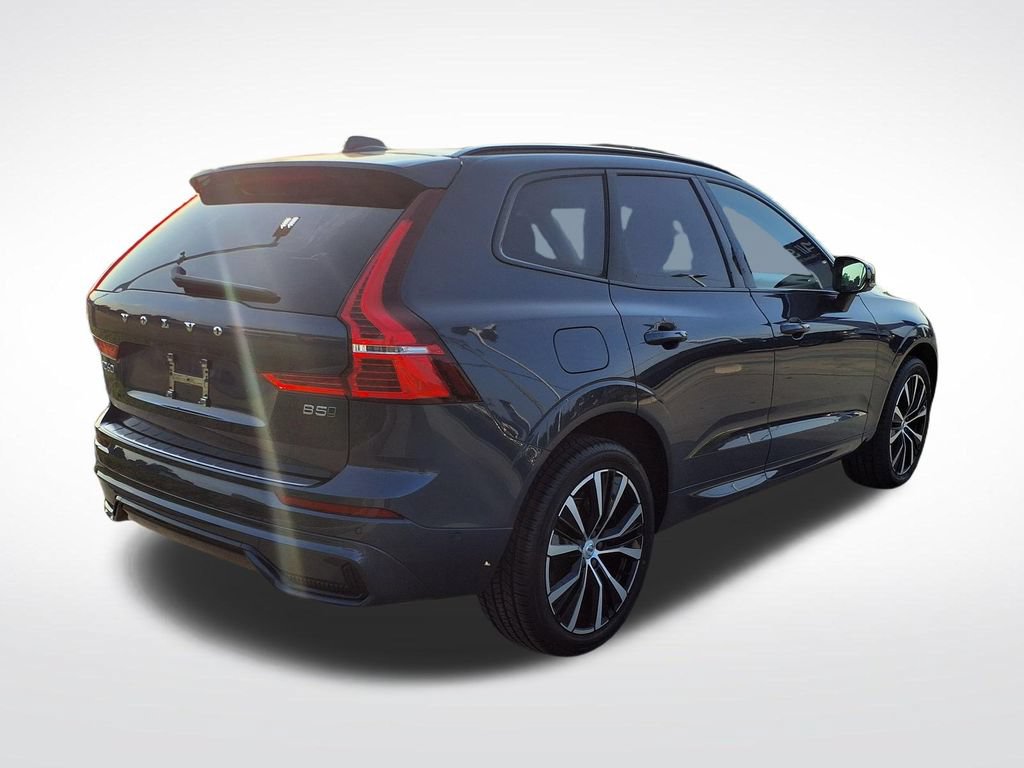 Certified 2023 Volvo XC60 B5 Plus w/ Climate Package AWD/4WD image 8