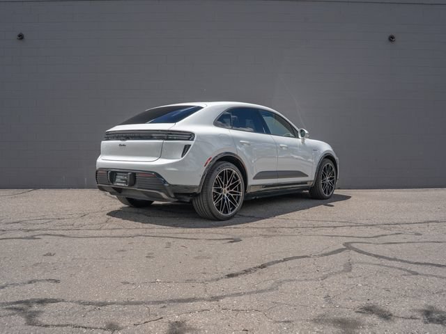 Certified 2024 Porsche Macan Turbo Electric AWD/4WD image 7