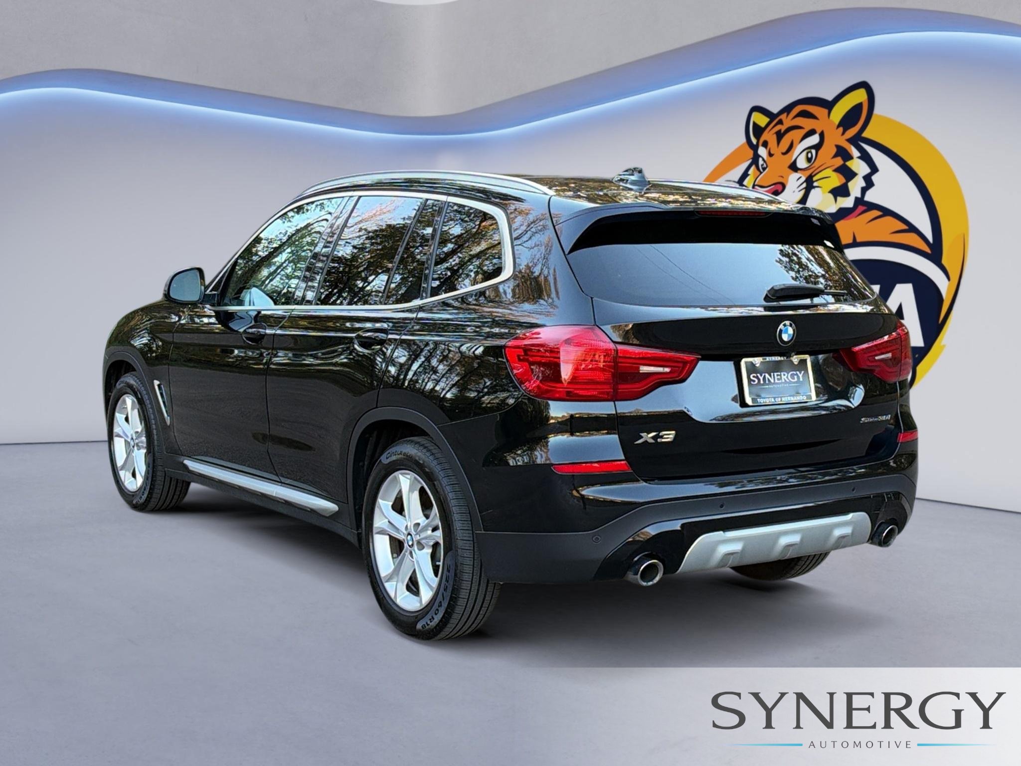 Used 2019 BMW X3 sDrive30i w/ Driving Assistance Package RWD image 3