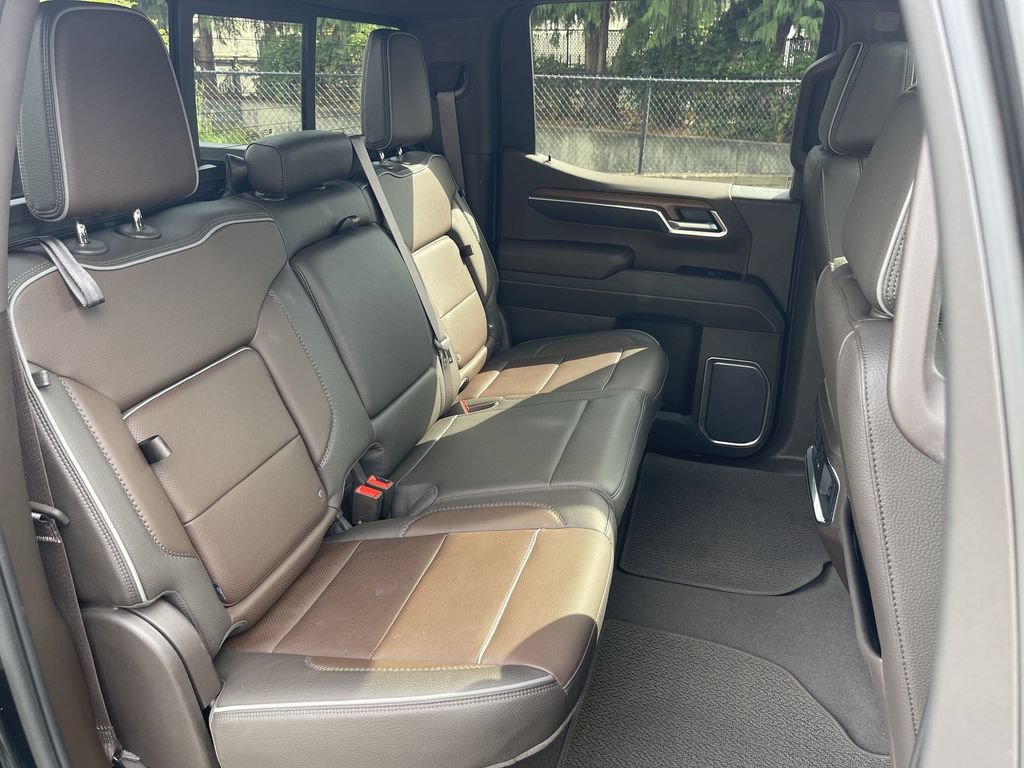 Certified 2023 GMC Sierra 1500 Denali w/ Denali Reserve Package AWD/4WD image 28