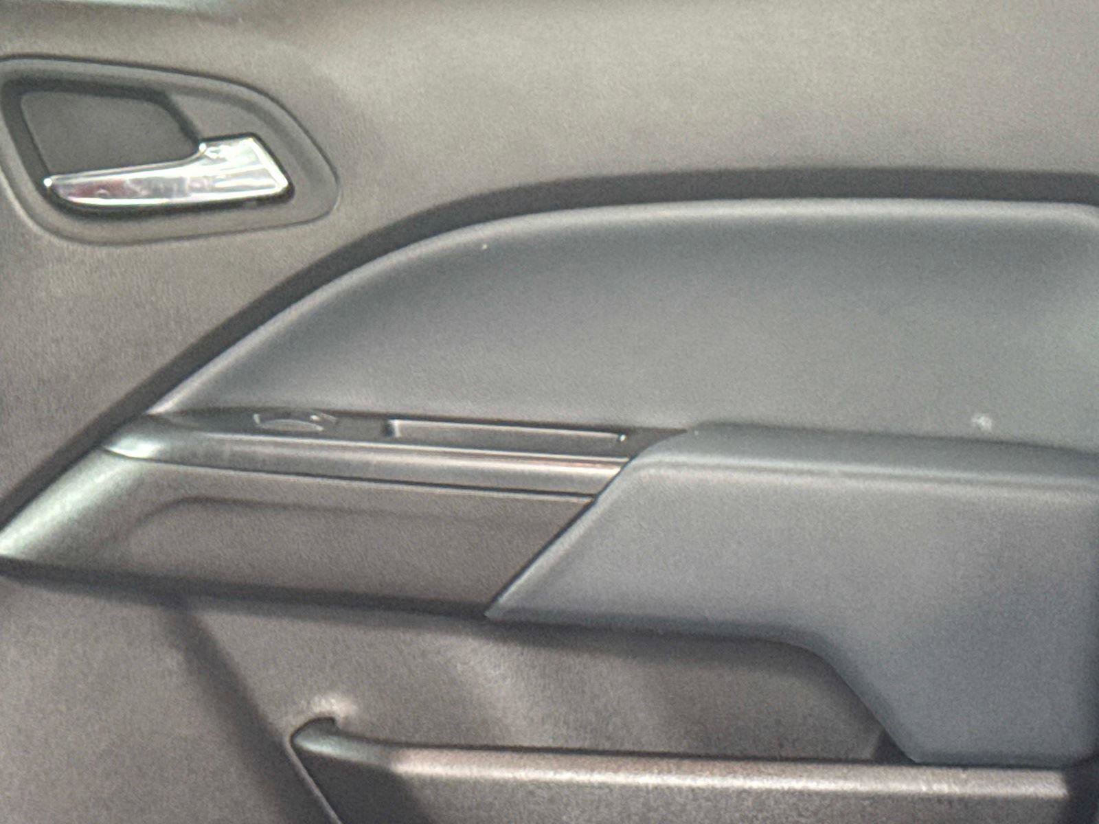 Used 2016 Chevrolet Colorado Z71 image 14