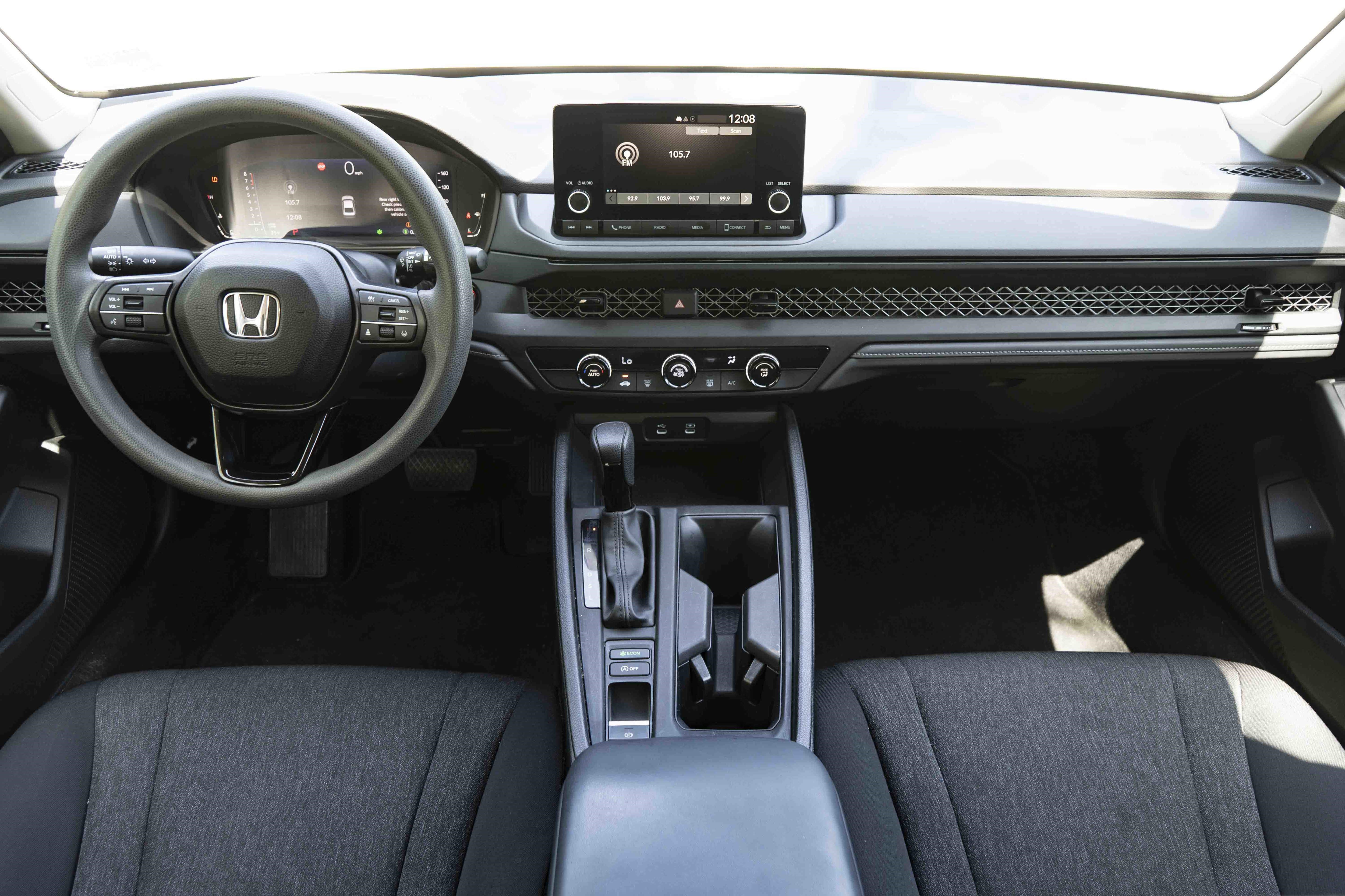 Certified 2023 Honda Accord LX image 25