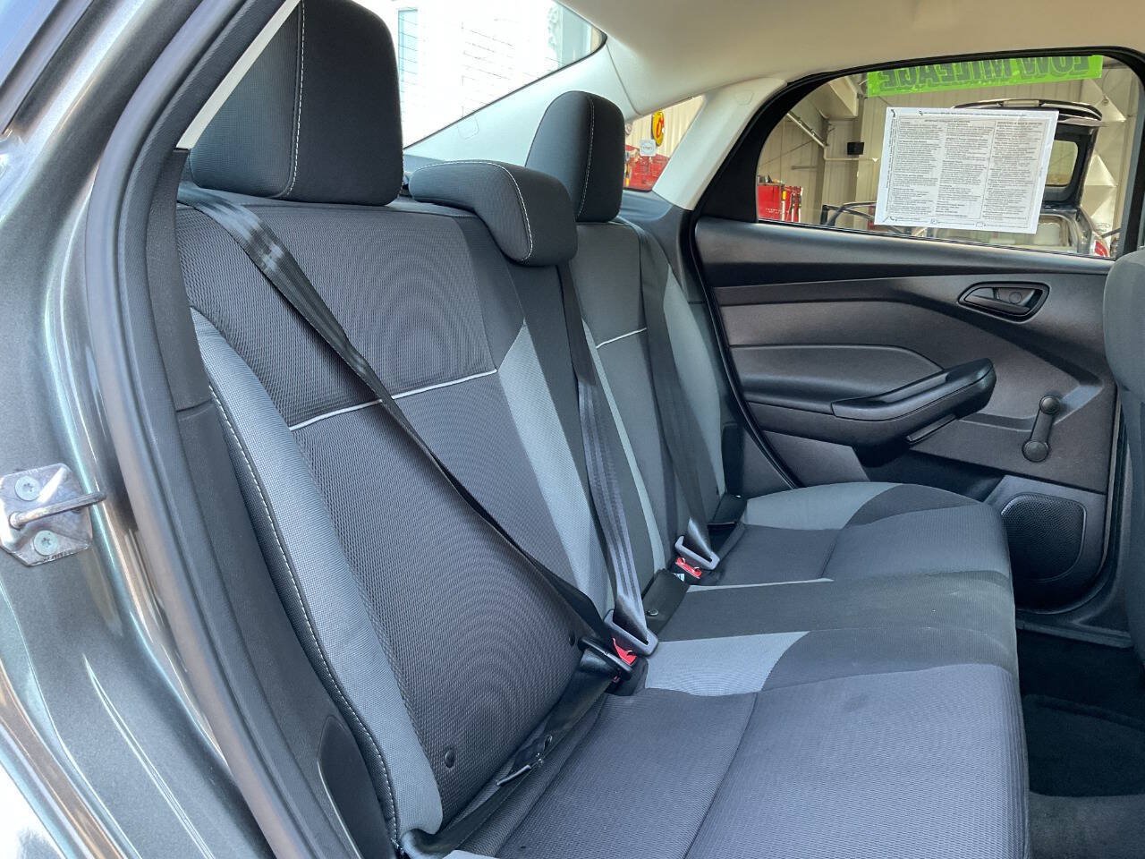 Used 2012 Ford Focus S FWD image 32