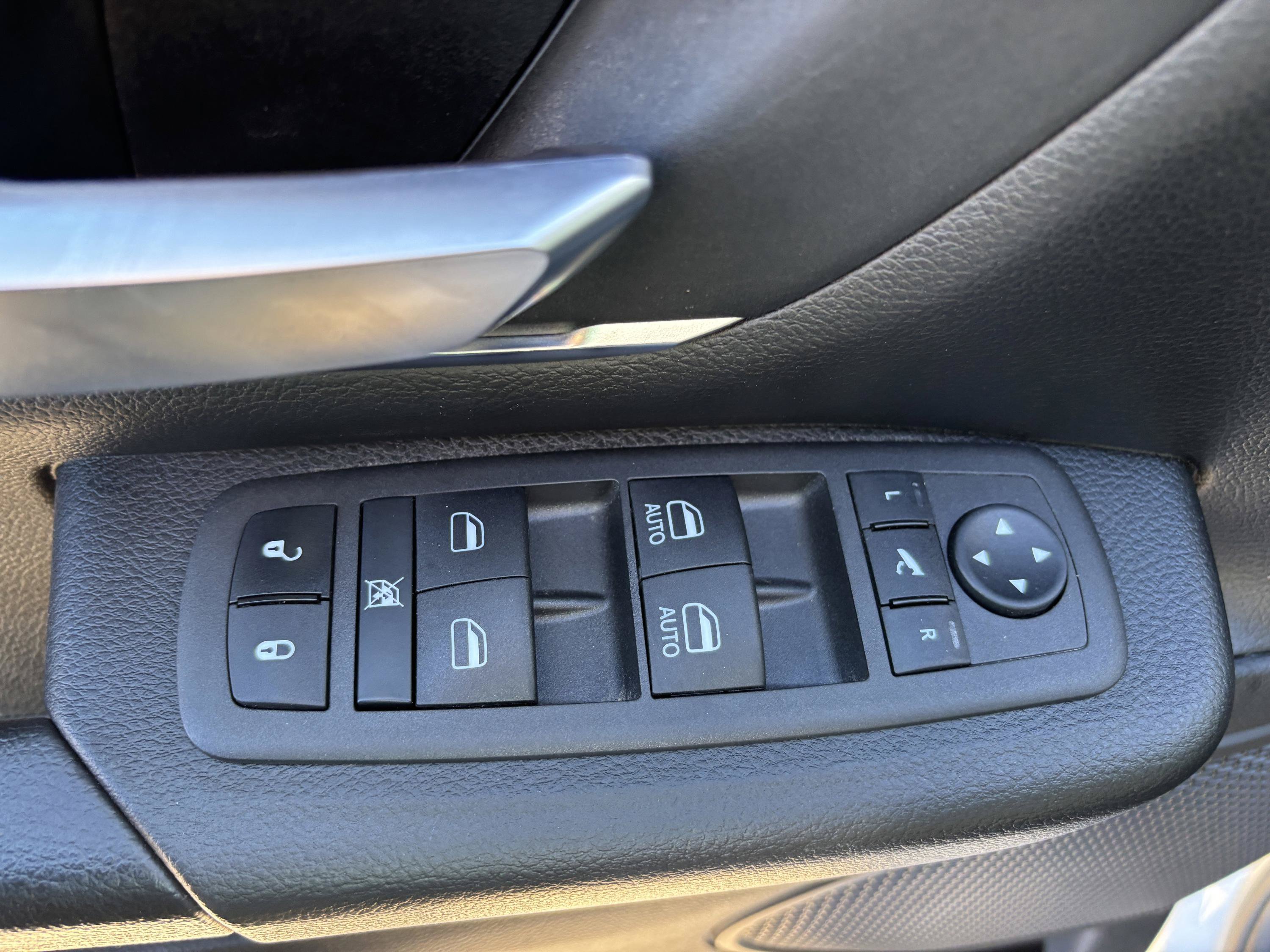 Used 2024 RAM 1500 Big Horn AWD/4WD image 11